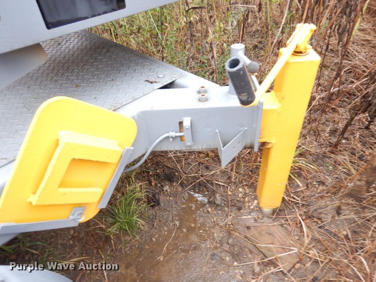 image for item DK3016 1997 Workforce XLB4232  boom lift