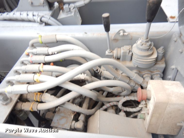 image for item DK3016 1997 Workforce XLB4232  boom lift