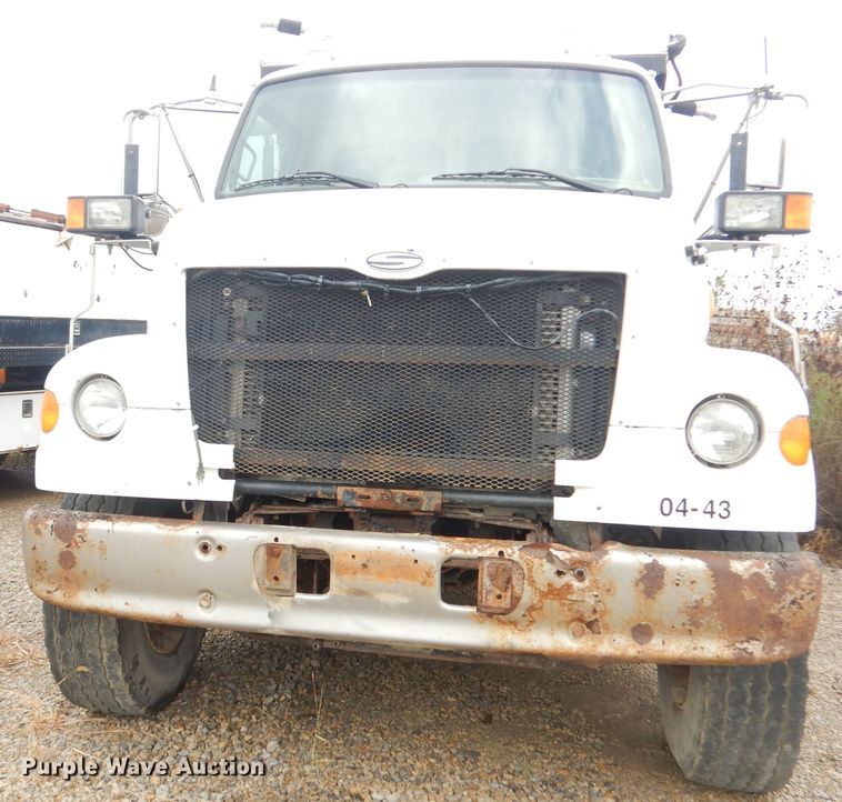 image for item DK3022 2005 Sterling L7500  dump truck