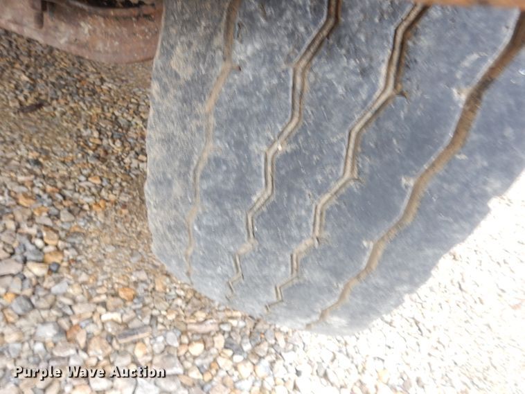 image for item DK3022 2005 Sterling L7500  dump truck