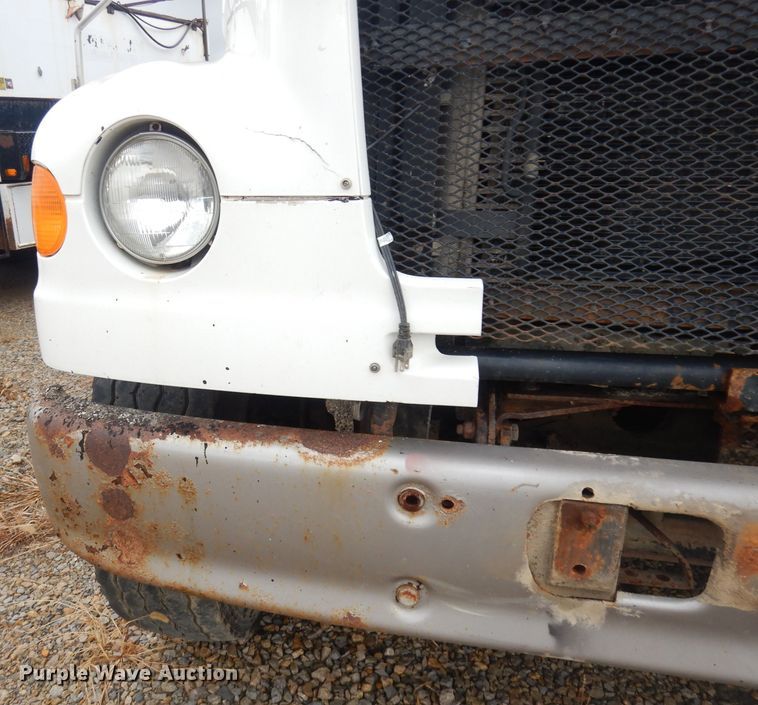 image for item DK3022 2005 Sterling L7500  dump truck