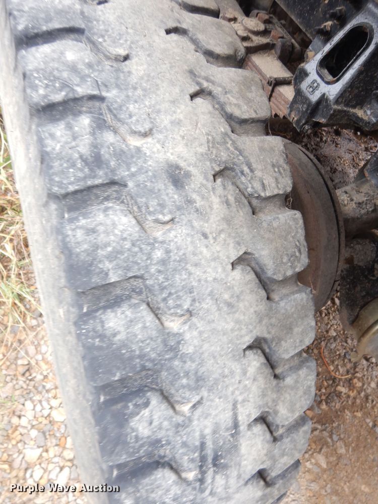 image for item DK3022 2005 Sterling L7500  dump truck