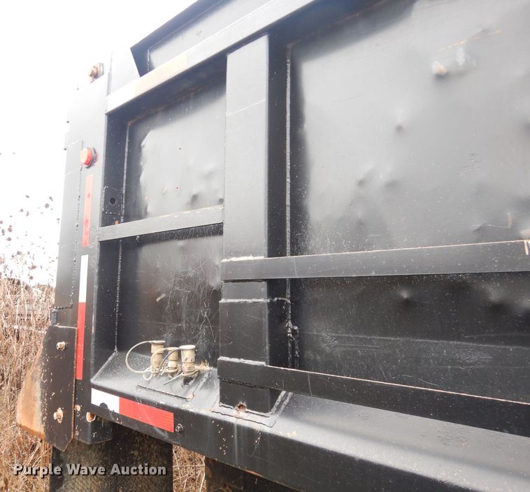 image for item DK3022 2005 Sterling L7500  dump truck