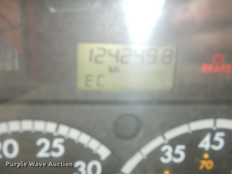 image for item DK3022 2005 Sterling L7500  dump truck