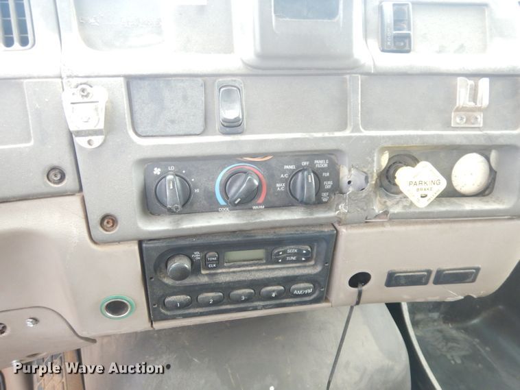 image for item DK3022 2005 Sterling L7500  dump truck