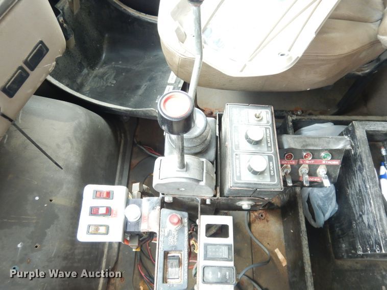 image for item DK3022 2005 Sterling L7500  dump truck