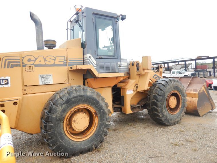 image for item DK3025 1996 Case 721B  wheel loader