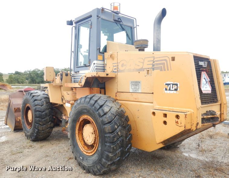 image for item DK3025 1996 Case 721B  wheel loader