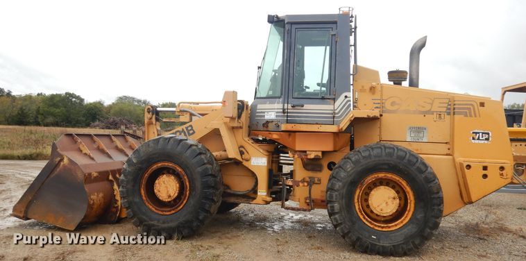 image for item DK3025 1996 Case 721B  wheel loader