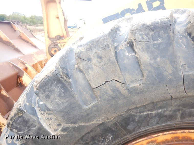 image for item DK3025 1996 Case 721B  wheel loader