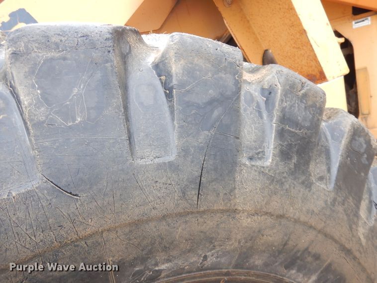 image for item DK3025 1996 Case 721B  wheel loader