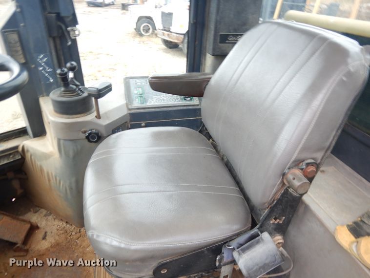 image for item DK3025 1996 Case 721B  wheel loader