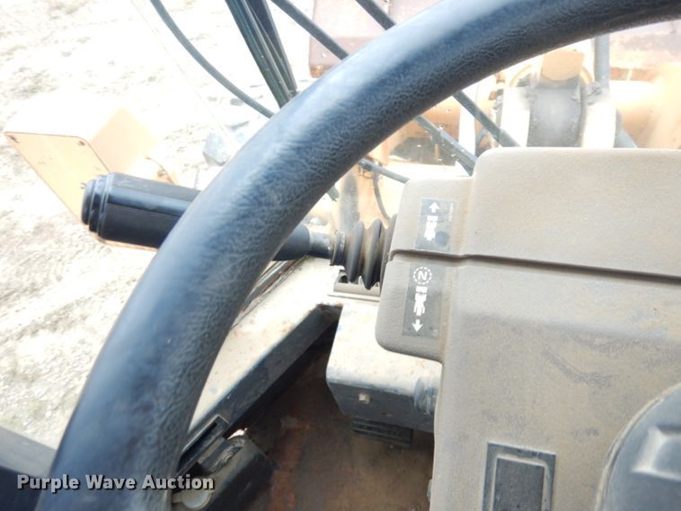 image for item DK3025 1996 Case 721B  wheel loader