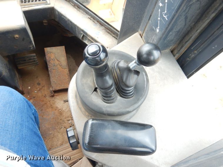 image for item DK3025 1996 Case 721B  wheel loader