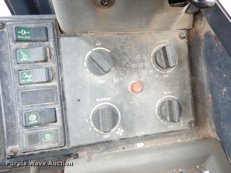 image for item DK3025 1996 Case 721B  wheel loader