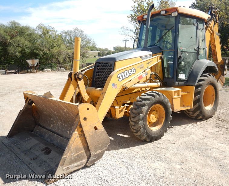 image for item DK3043 2001 John Deere 310SG  backhoe