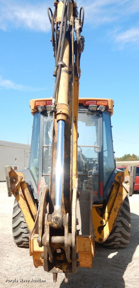 image for item DK3043 2001 John Deere 310SG  backhoe