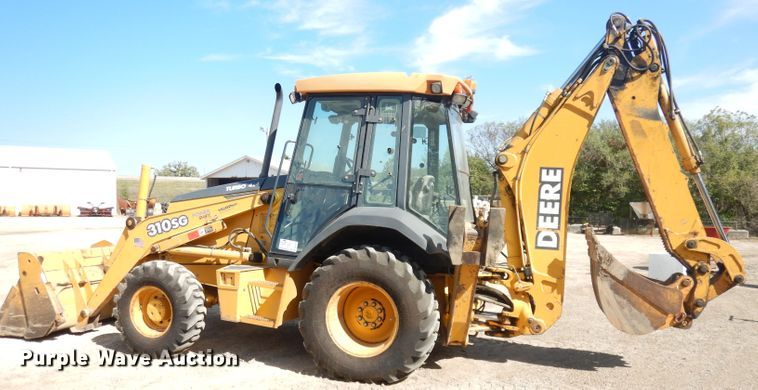 image for item DK3043 2001 John Deere 310SG  backhoe