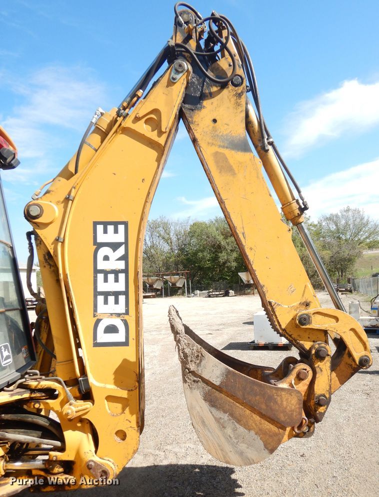 image for item DK3043 2001 John Deere 310SG  backhoe