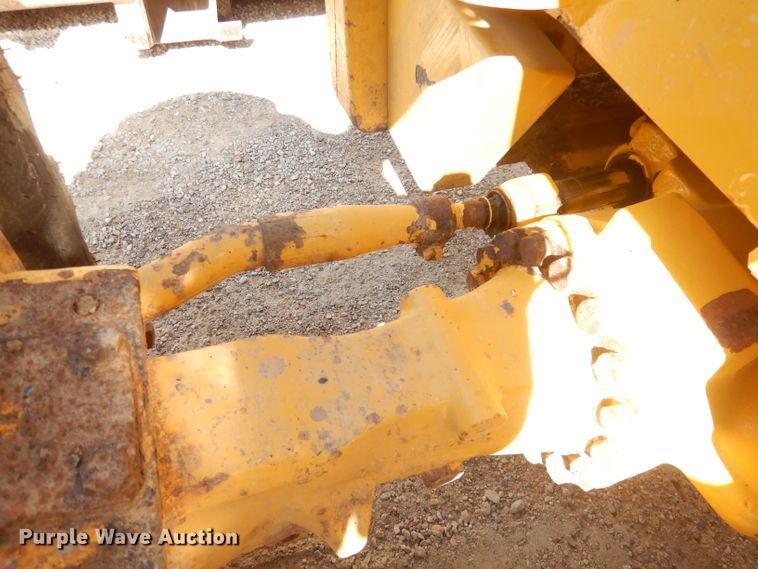 image for item DK3043 2001 John Deere 310SG  backhoe