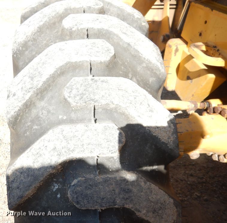 image for item DK3043 2001 John Deere 310SG  backhoe