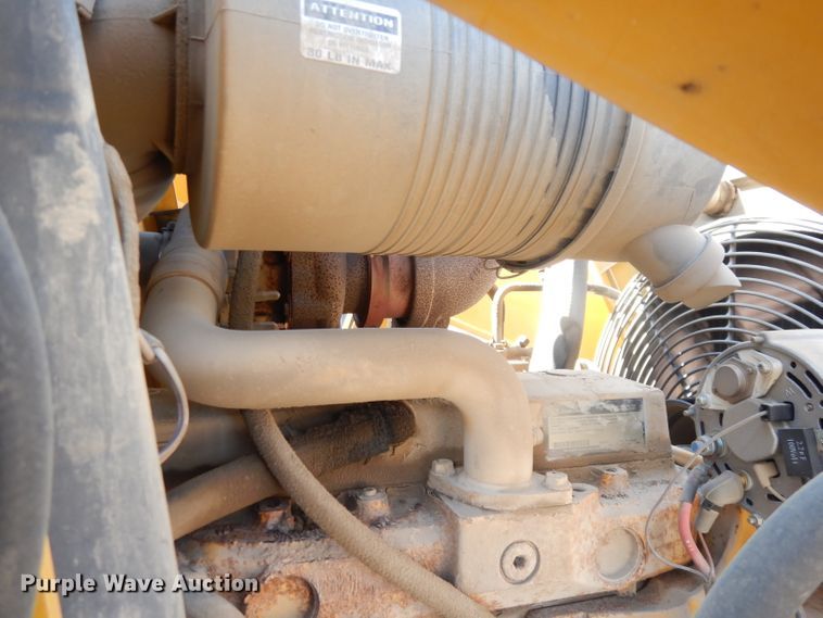 image for item DK3043 2001 John Deere 310SG  backhoe