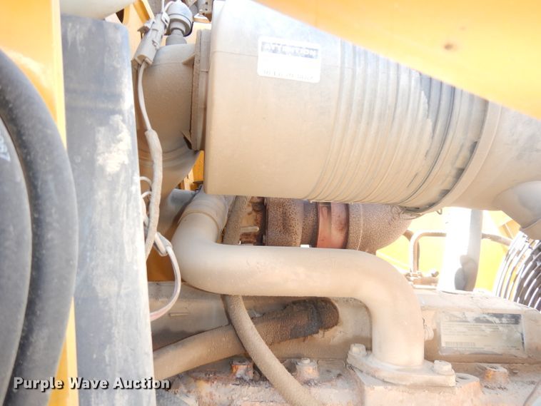 image for item DK3043 2001 John Deere 310SG  backhoe