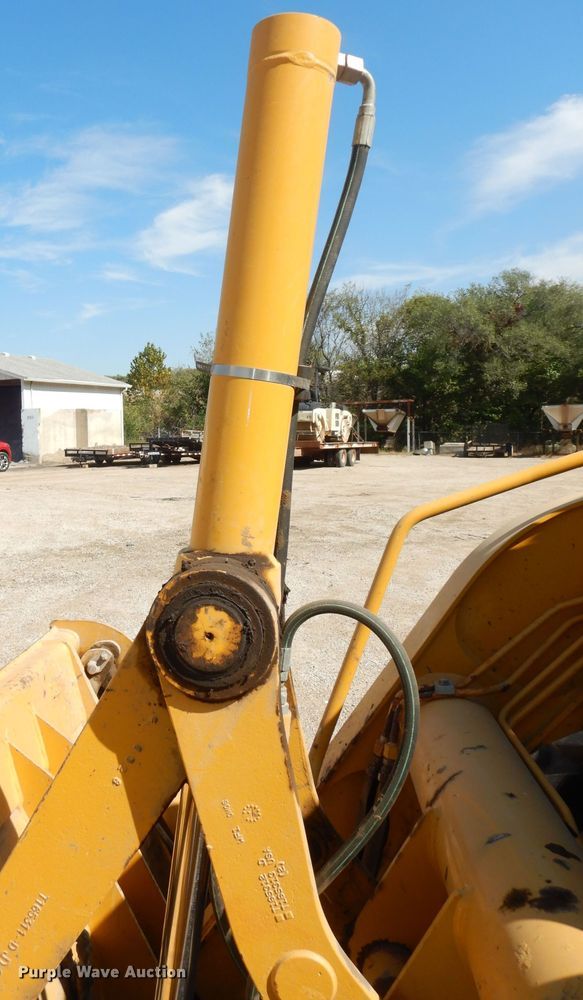 image for item DK3043 2001 John Deere 310SG  backhoe