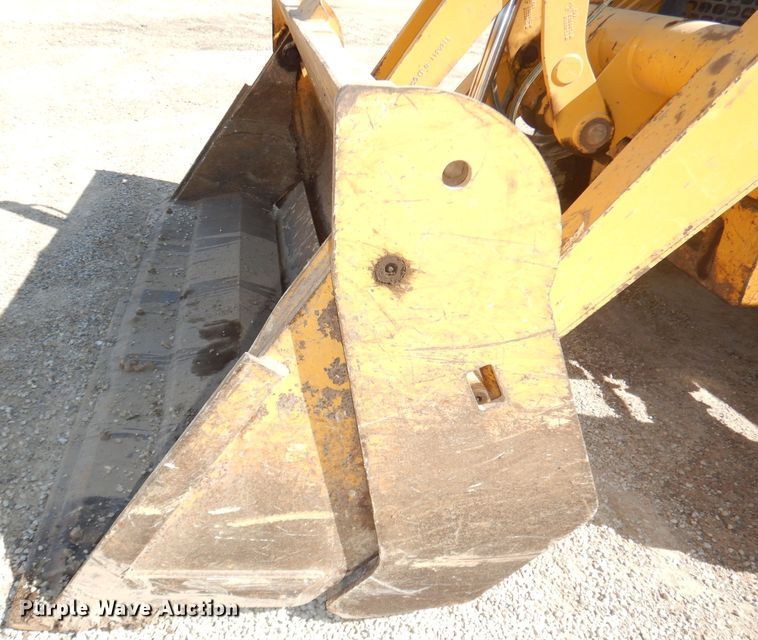 image for item DK3043 2001 John Deere 310SG  backhoe