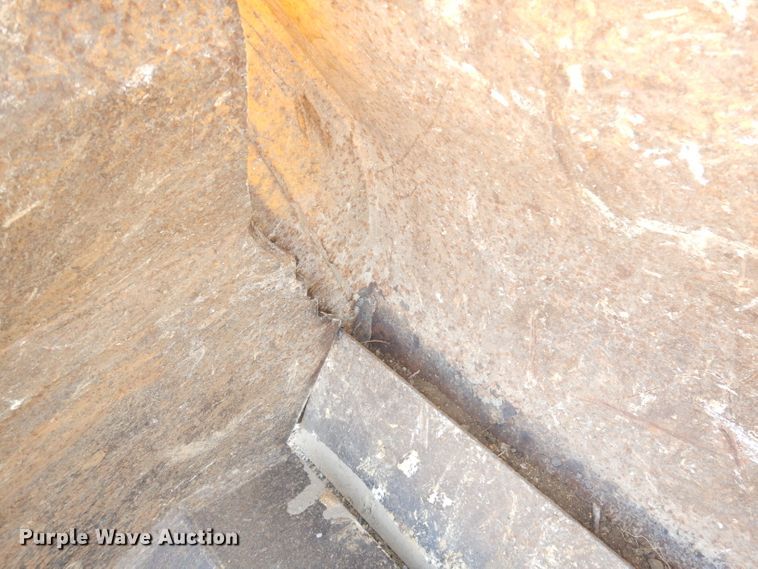 image for item DK3043 2001 John Deere 310SG  backhoe