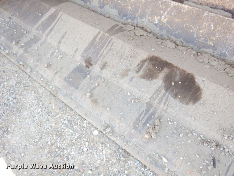 image for item DK3043 2001 John Deere 310SG  backhoe