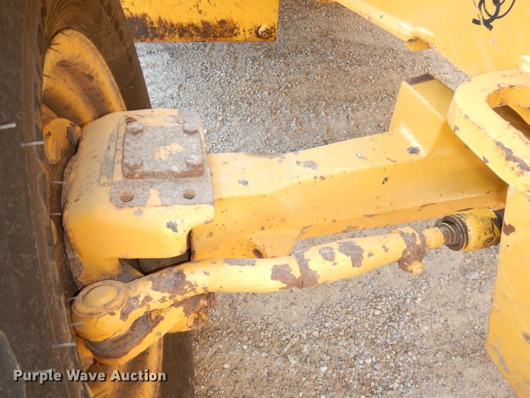 image for item DK3043 2001 John Deere 310SG  backhoe