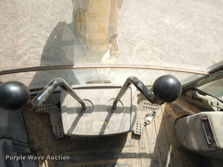 image for item DK3043 2001 John Deere 310SG  backhoe