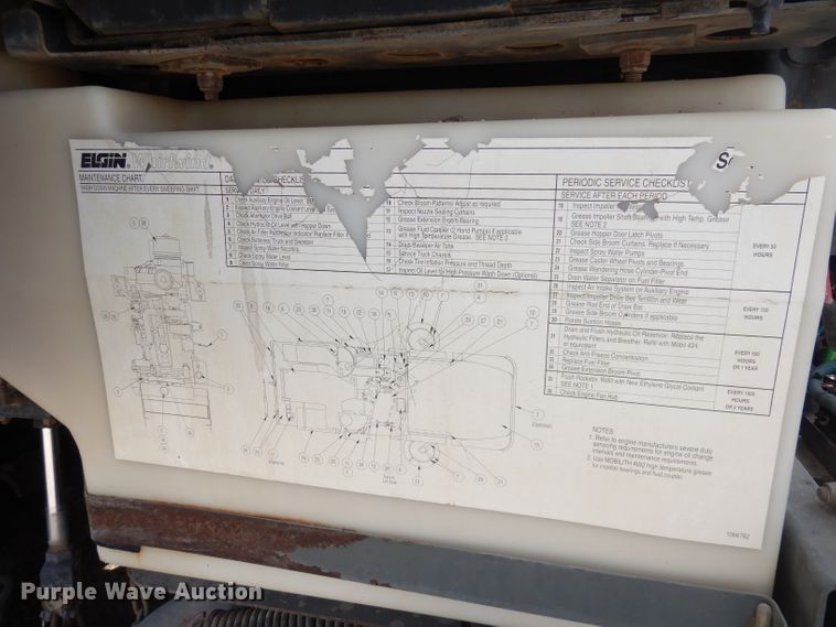 image for item DK3044 2001 Elgin SC8000 Whirlwind  street sweeper truck