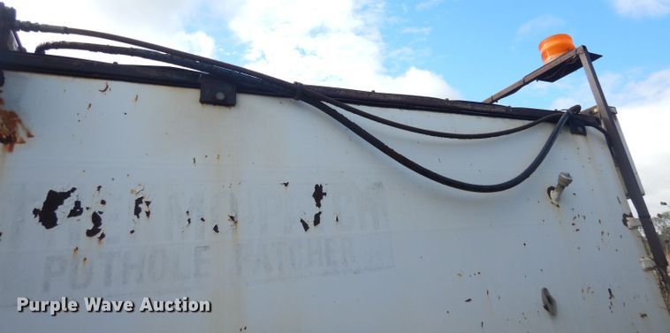 image for item DK3046 1990 Chevrolet C7500  pothole patch truck