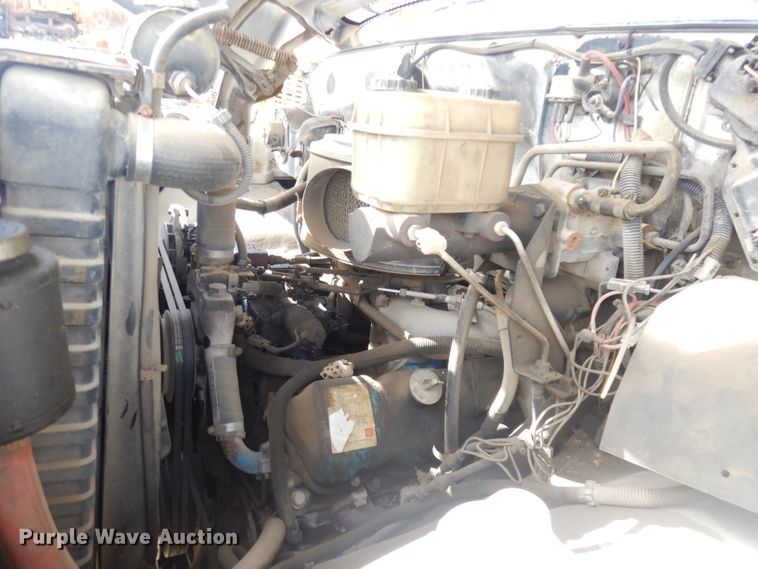 image for item DK3046 1990 Chevrolet C7500  pothole patch truck