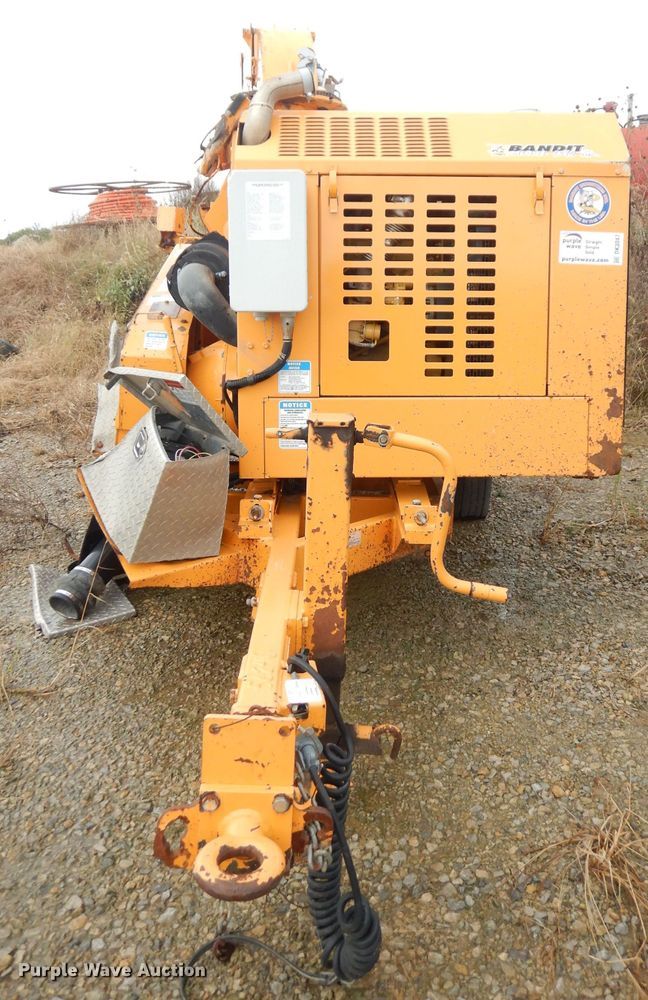 image for item DK3047 2016 Bandit Intimidator 1390XP  wood chipper