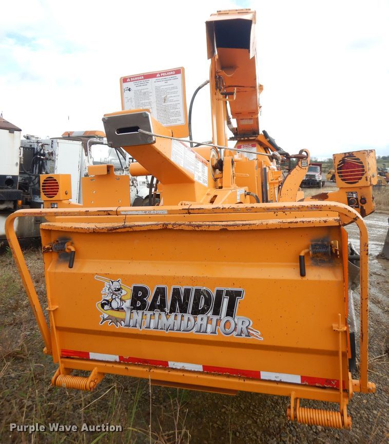 image for item DK3047 2016 Bandit Intimidator 1390XP  wood chipper