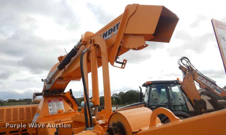 image for item DK3047 2016 Bandit Intimidator 1390XP  wood chipper