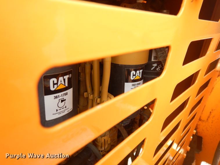 image for item DK3047 2016 Bandit Intimidator 1390XP  wood chipper