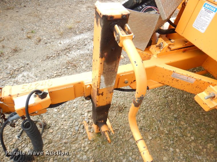 image for item DK3047 2016 Bandit Intimidator 1390XP  wood chipper
