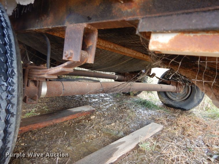 image for item DK3048 1992 Miller  jobsite trailer