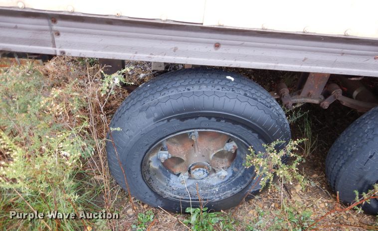 image for item DK3048 1992 Miller  jobsite trailer