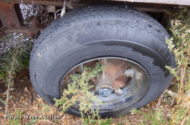 image for item DK3048 1992 Miller  jobsite trailer