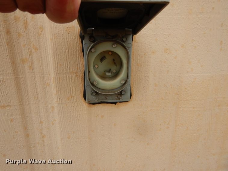 image for item DK3048 1992 Miller  jobsite trailer