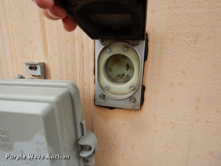 image for item DK3048 1992 Miller  jobsite trailer