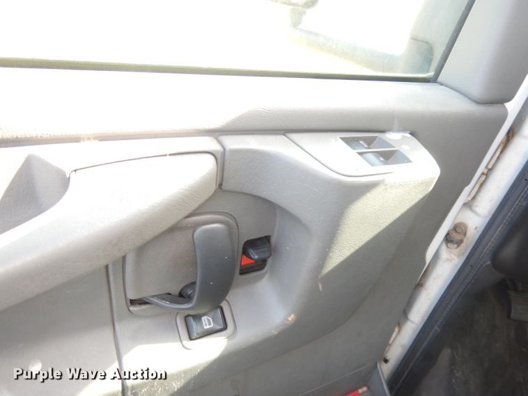 image for item DK3049 2009 Chevrolet Express 3500  ambulance