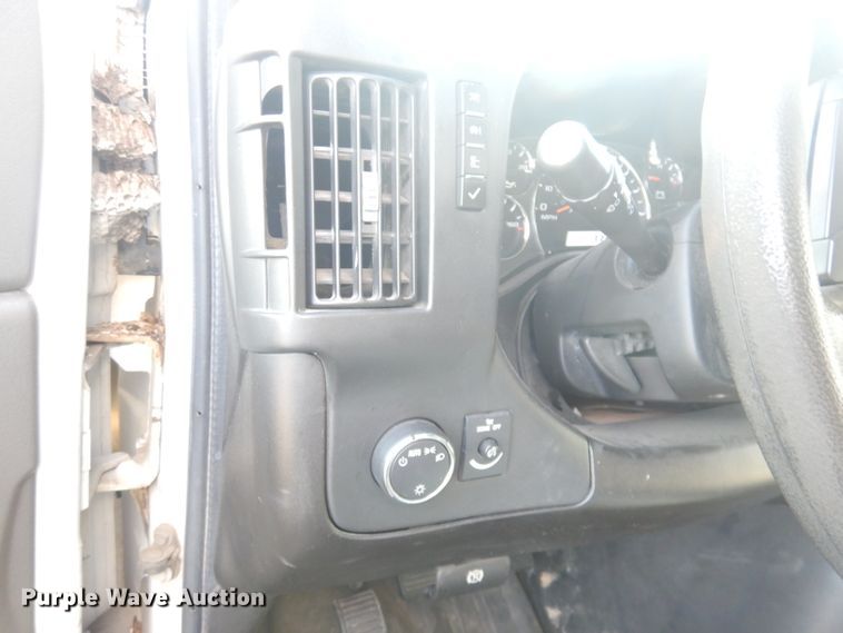 image for item DK3049 2009 Chevrolet Express 3500  ambulance