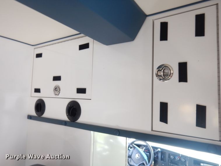 image for item DK3049 2009 Chevrolet Express 3500  ambulance