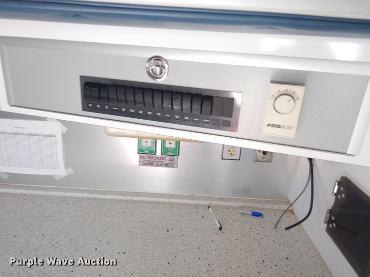 image for item DK3049 2009 Chevrolet Express 3500  ambulance